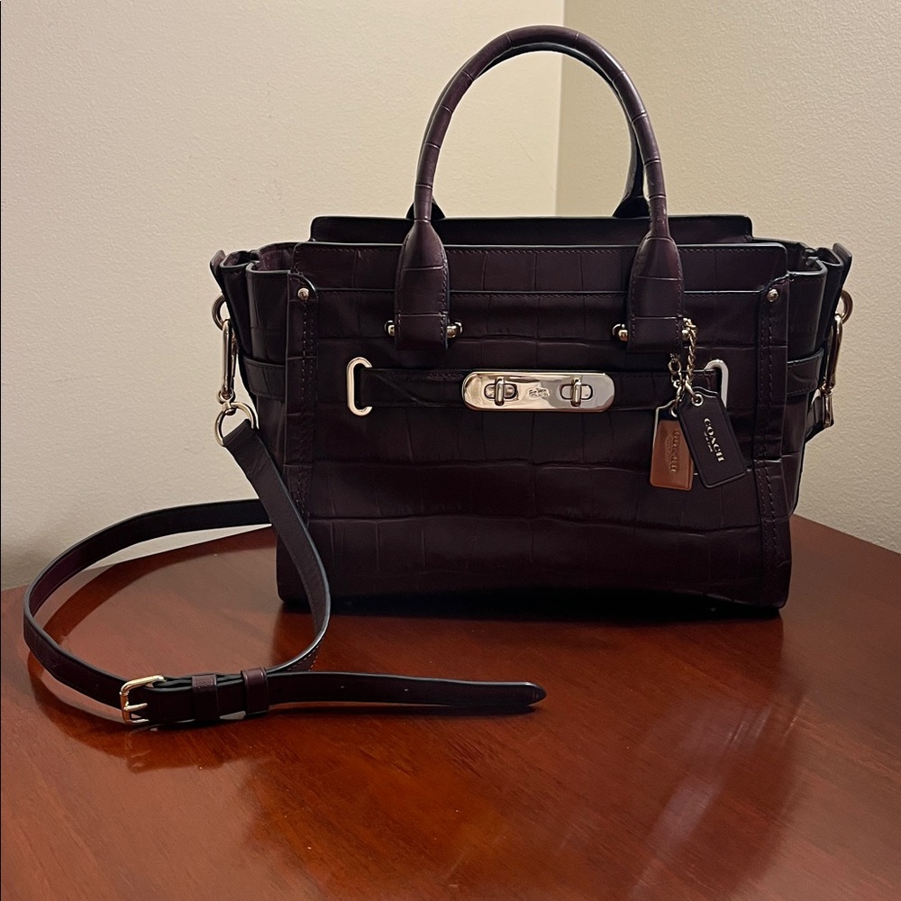 Coach Swagger 27 Croc embossed leather crossbody satchel #E1677 37493